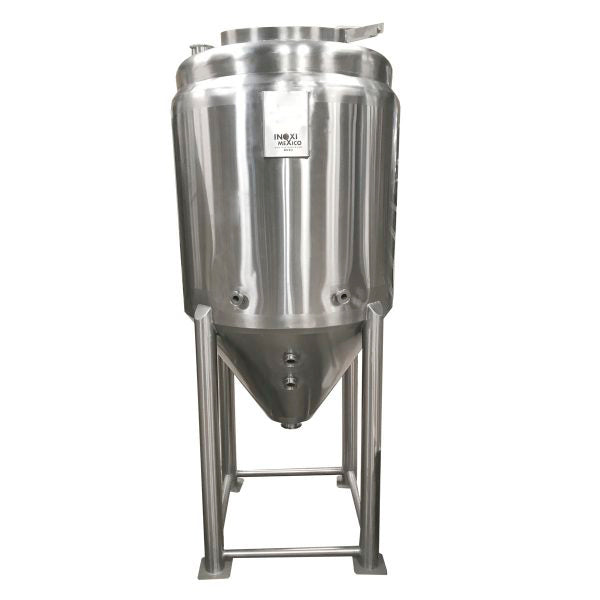 Tanque de Almacenamiento Cónico con Chaqueta de Aislamiento de 680 Nominales (USADO)